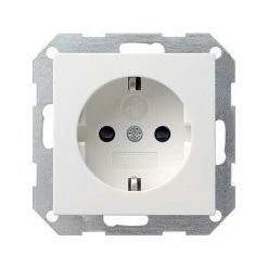 GIRA 018303 SCHUKO-STECKDOSE ?SYSTEM 55? STECKDOSE MIT ERHÖHTEM BERÜHRUNGSSCHUTZ, WEISSGLÄNZEND