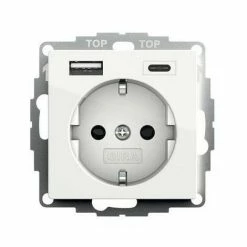 GIRA Steckdose 1f Rws Glz USB UP M.BS Horiz M.eingeb.USB-Spannungsversorgung IP20 245903