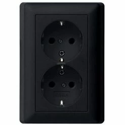 GIRA 0783005 SCHUKO-DOPPELSTECKDOSE 16 A 250 V~ MIT INTEGRIERTEM ERHÖHTENBERHRUNGSSCHUTZ UND VOLLPLATTE, SYSTEM 55,